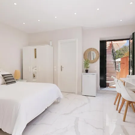 Corfu Town Luxury -d Corfu (city)