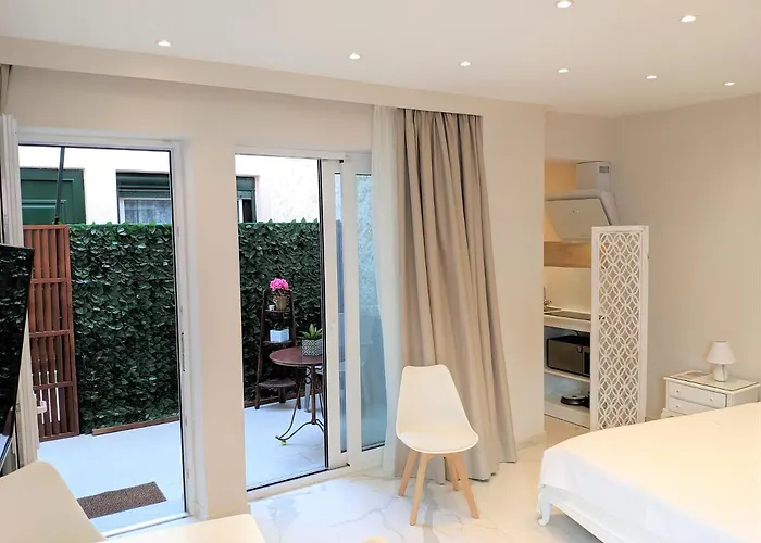 Corfu Town Luxury -d Tatil Evi *